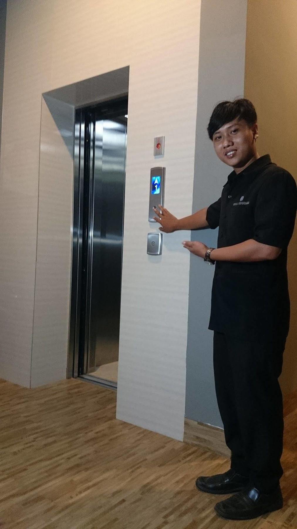韦斯玛经济酒店 棉兰 外观 照片